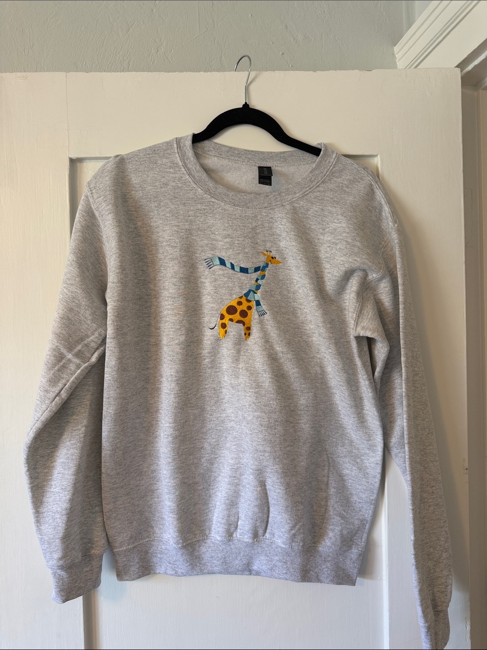 Light Gray Crewneck Sweater with Yellow Giraffe Embroidery